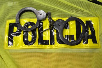 Kielce: zatrzymany 38-latek podejrzany o kradzieże w klatkach schodowych. Odzyskano rower i hulajnogę