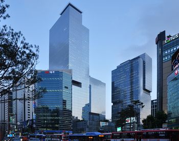 Gigantyczny podatek zapłacony. Rodzina Samsunga kończy historyczne rozliczenie po miliardowej fortunie