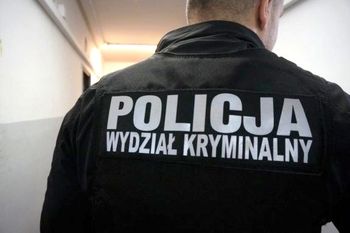 Seryjne kradzieże papierosów w Sierpcu. 61-latek zatrzymany na gorącym uczynku