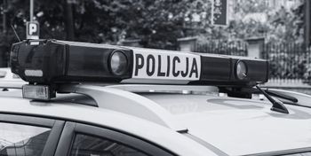 Płock: policjantki zatrzymały poszukiwanego. Skazany za brutalne pobicie trafił do więzienia!