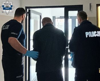 Poszukiwany przestępca zatrzymany w Sierpcu. 52-latek trafi do więzienia na ponad 7 lat!