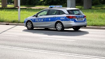 Uwaga na oszustów. Mieszkanka powiatu opatowskiego straciła blisko 10 tysięcy złotych