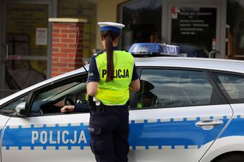 80-latka potrącona na parkingu marketu w Ostrowcu Świętokrzyskim