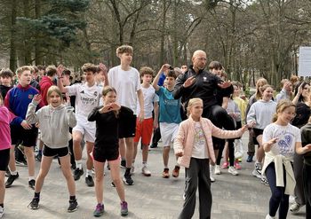 Minister Sportu z wizytą w Czarnkowie. Wsparcie dla lokalnych talentów i inwestycji