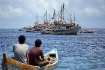 Cyjanek na spornych wodach. Filipiny oskarżają chińskich rybaków o ekologiczny sabotaż