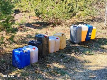 "Na ryby" z kanistrami. Policjant po służbie udaremnił kradzież paliwa na budowie S6