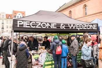 Wolny Jarmark Toruński przyciąga tłumy