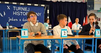X edycja Turnieju "Jeden z dziesięciu". Młodzi pasjonaci historii starli się w Pile