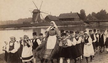 Topienie Marzanny – starożytny słowiański rytuał, który przetrwał w Wielkopolsce od XV wieku