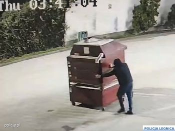 Piec do pizzy za 20 tysięcy złotych skradziony i sprzedany na złom. Policja odzyskała go w ciągu jednego dnia