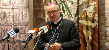 Dyspensa od postu w piątek 1 maja 2026 – co oznacza dekret biskupa płockiego?