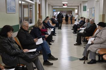 Kolejki do lekarzy w Pile: chirurg naczyniowy, neurolog i okulista – dane NFZ na 2 maja 2026