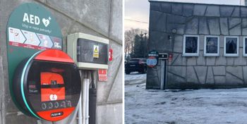 Nowy defibrylator AED w Płocku – ratujące życie urządzenie na cmentarzu przy ul. Bielskiej