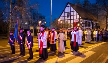 Ulicami Piły przeszła Droga Krzyżowa