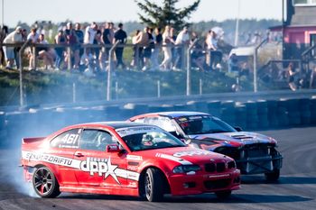 Majówka w Motoparku, czyli palenie gumy, pokazy i konkursy nie tylko dla fanów BMW [fotorelacja]