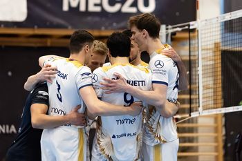 Anioły latają wysoko i celują w finał siatkarskiej 1 ligi