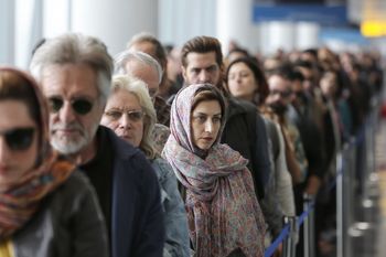 Australia zamyka drzwi przed Irańczykami. Sześciomiesięczny zakaz wjazdu dla turystów z ważnymi wizami