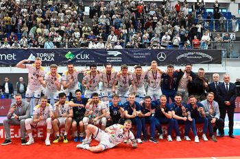 CUK Anioły z medalami! Wielka radość toruńskich siatkarzy i ich kibiców na koniec sezonu [fotorelacja]