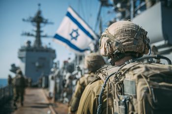 Bliski Wschód na krawędzi. Izrael gotowy do uderzenia na Iran, decyzja po stronie Trumpa