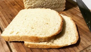 7 powodów, dla których lepiej unikać spożywania białego chleba. Wyjdzie Ci to na dobre