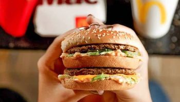 McDonald’s pokazał, jak należy jeść fast foody. Zachwytom klientów nie ma końca