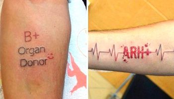 15 pięknych tatuaży z grupą krwi. Zdobią ciało i w skrajnych sytuacjach mogą uratować życie