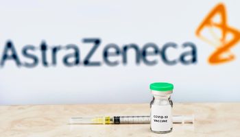 Szczepionka AstraZeneca to już nie AstraZeneca. Koncern zmienił nazwę preparatu