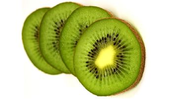 Kiwi, czyli owoc, który warto uwzględnić w swojej diecie. Zdradzamy jego prozdrowotne zalety