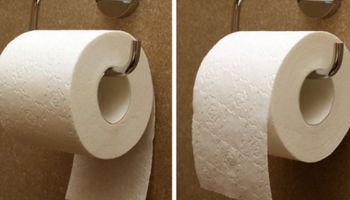 Jak powinien wisieć papier toaletowy nawiązując do jego wynalazcy