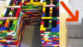 Zaczął budować konstrukcję z klocków Lego, a później zalał ją betonem. Powstało coś niepowtarzalnego