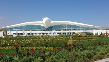 16 odlotowych lotnisk na świecie, które zachwycają każdego turystę
