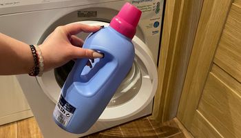 jak stosować płyn do prania