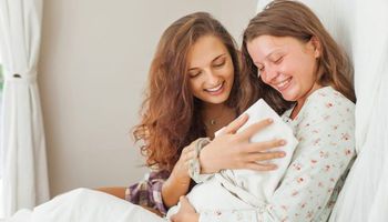 Wizyta u noworodka – co robić, a czego należy unikać podczas odwiedzin