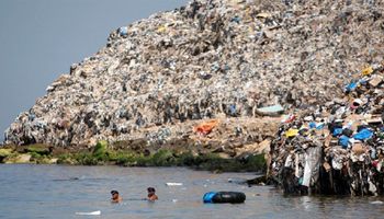 Na Pacyfiku znajduje się gigantyczna wyspa śmieci. Jej rozmiar jest pięć razy większy od Polski