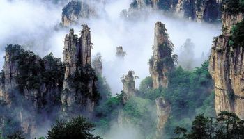 Góry Tianzi zainspirowały twórców Avatara. Poznaj historię nadzwyczajnego krajobrazu