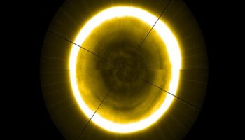 Po raz pierwszy mamy okazję podziwiać bieguny Słońca. Ze zgromadzonych danych stworzono obraz
