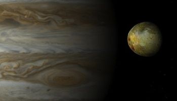 Sonda Juno uchwyciła spektakularny wybuch wulkanu na Io, jednym z księżyców Jowisza