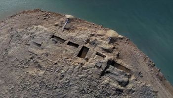 Susza ujawniła ruiny starożytnego pałacu w Iraku. Odkrycie okrzyknięto „archeologiczną sensacją”