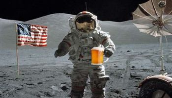 Okazuje się, że astronautom zdarza się przemycać alkohol na pokład ISS