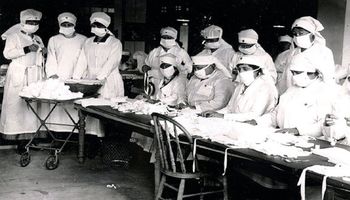 Podły eksperyment, który przeprowadzono na więźniach podczas pandemii grypy hiszpanki