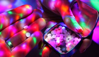 Pewien mężczyzna przyjął ponad 40000 tabletek ecstasy w ciągu dziewięciu lat