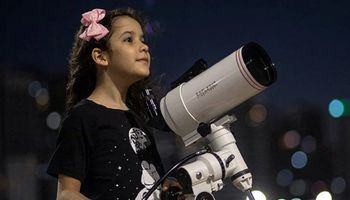 Najmłodsza astronomka świata. Ma 8 lat, a już dokonała 18 wstępnych odkryć