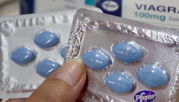 Co się stanie, jeśli kobieta zażyje tabletkę Viagry? Specjaliści próbowali znaleźć odpowiedź