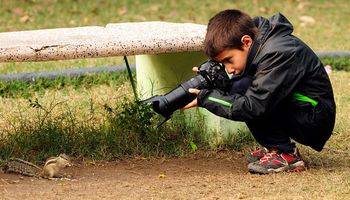 9-letni chłopiec wygrał konkurs na najlepszego fotografa roku. Jego zdjęcia są cudowne!