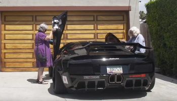 2 babcie dostały do dyspozycji na 1 dzień Lamborghini warte 800 000 złotych! Zobacz, co zrobiły!