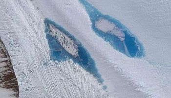 Przepiękne jeziora pojawiające się na obszarze Wschodniej Antarktydy zwiastują straszną przyszłość!