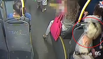 Bez skrupułów okradła kobietę w lubelskim autobusie, nie przejmując się tym, że jest nagrywana