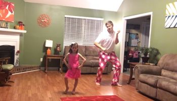 Tata z córką zatańczyli do ulubionej piosenki. Ich choreografia bije rekordy popularności