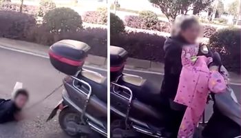 Przywiązała synka do skutera i zaczęła ciągnąć po ulicach miasteczka. To miała być kara