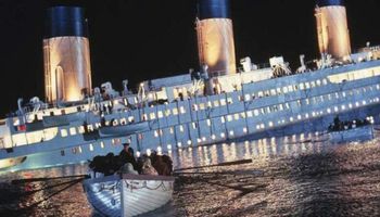 O tym się nie mówi, ale zderzenie z górą lodową nie było bezpośrednią przyczyną zatonięcia Titanica